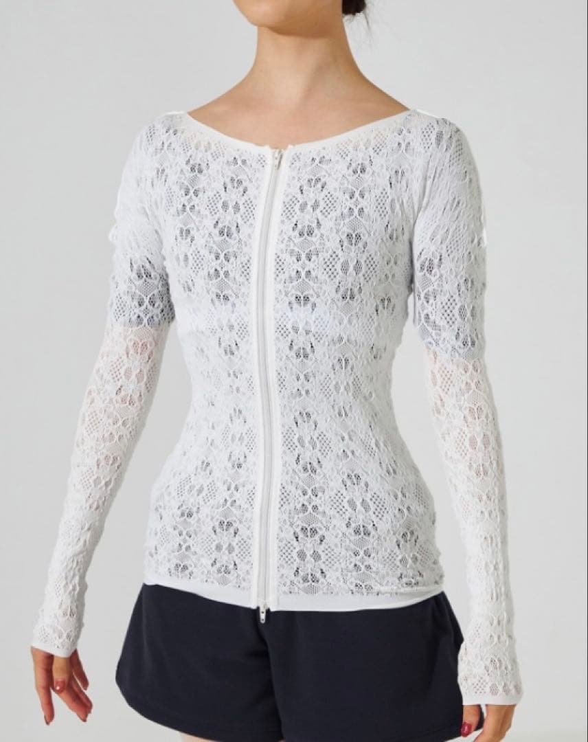 チャコット　ノーソーイングニット　レーシージップアップニット　白