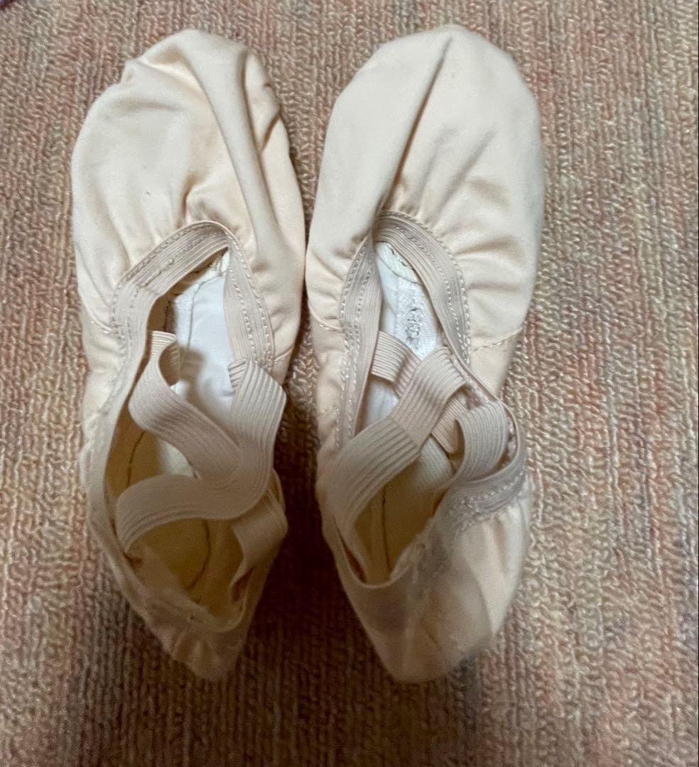 バレエレオタードとシューズセット