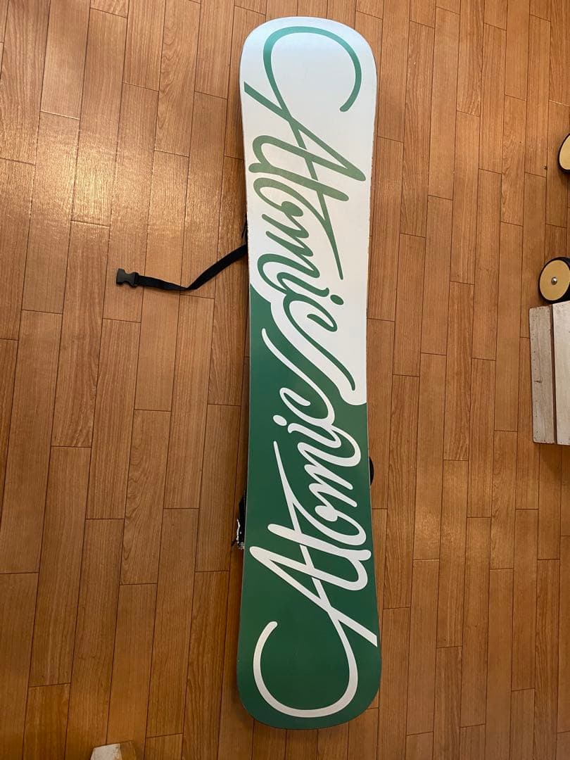 【送料無料】アトミックatomicスノーボード⭐︎Burtonバッグ付【値下げ】