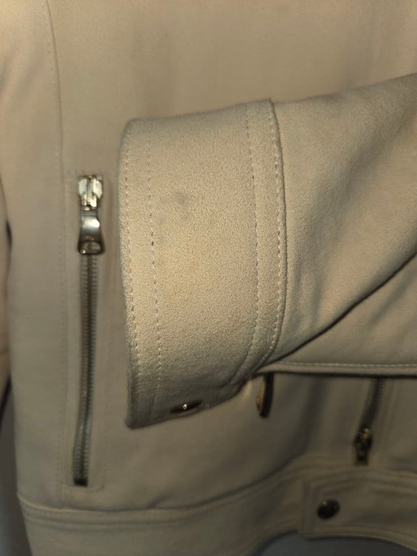 ライダースジャケット　やぎ革　オフホワイト　EMMETI