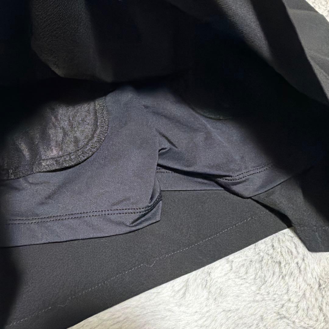 【美品】DESCENTE レディース ゴルフスカート ブラック　L