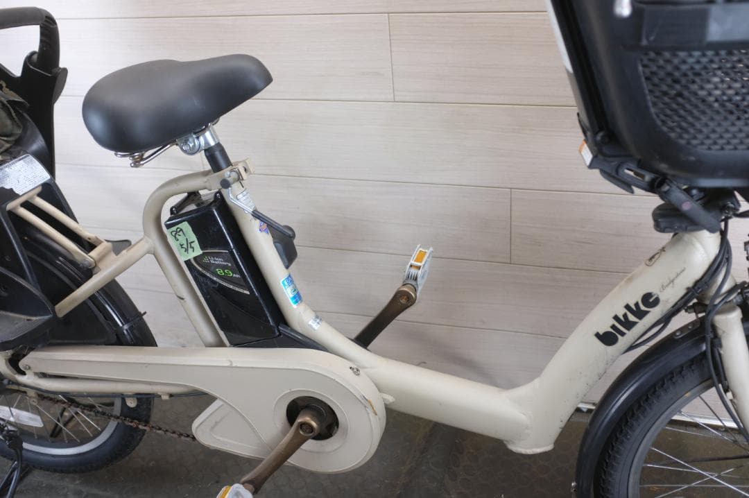 けん ) BIKKE 　 20インチ 3段変速 8.9Ah 前カゴに変更