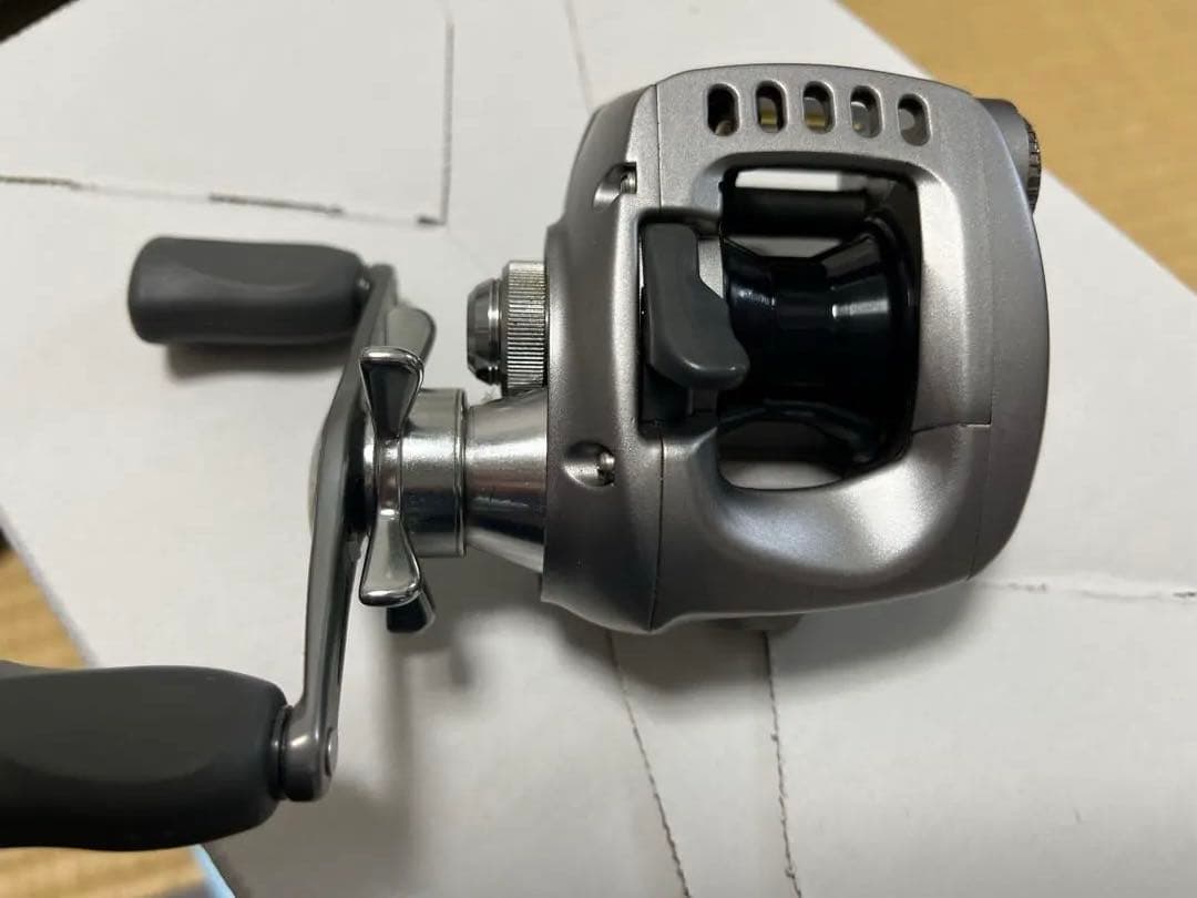 ダイワ　TEAM DAIWA-Z 105HL 【美品】左ハンドル