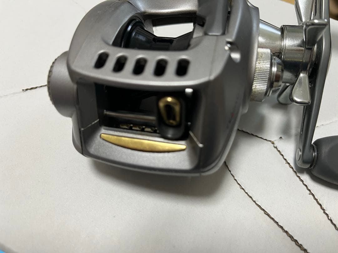 ダイワ　TEAM DAIWA-Z 105HL 【美品】左ハンドル