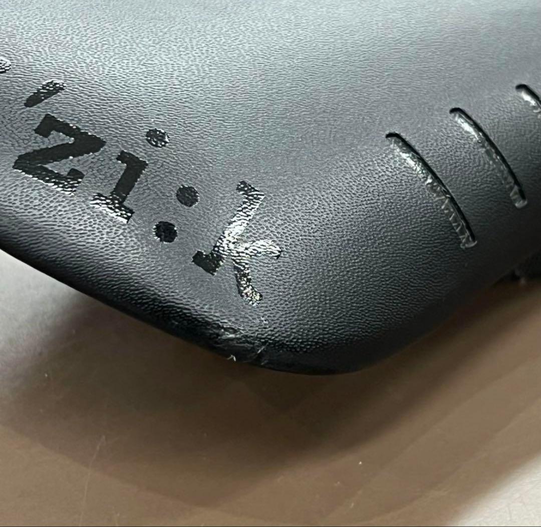 フィジーク　ANTARES R1 サドル