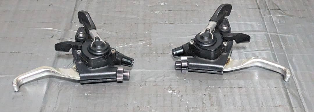 DEORE XT ST−M739　左右シフター