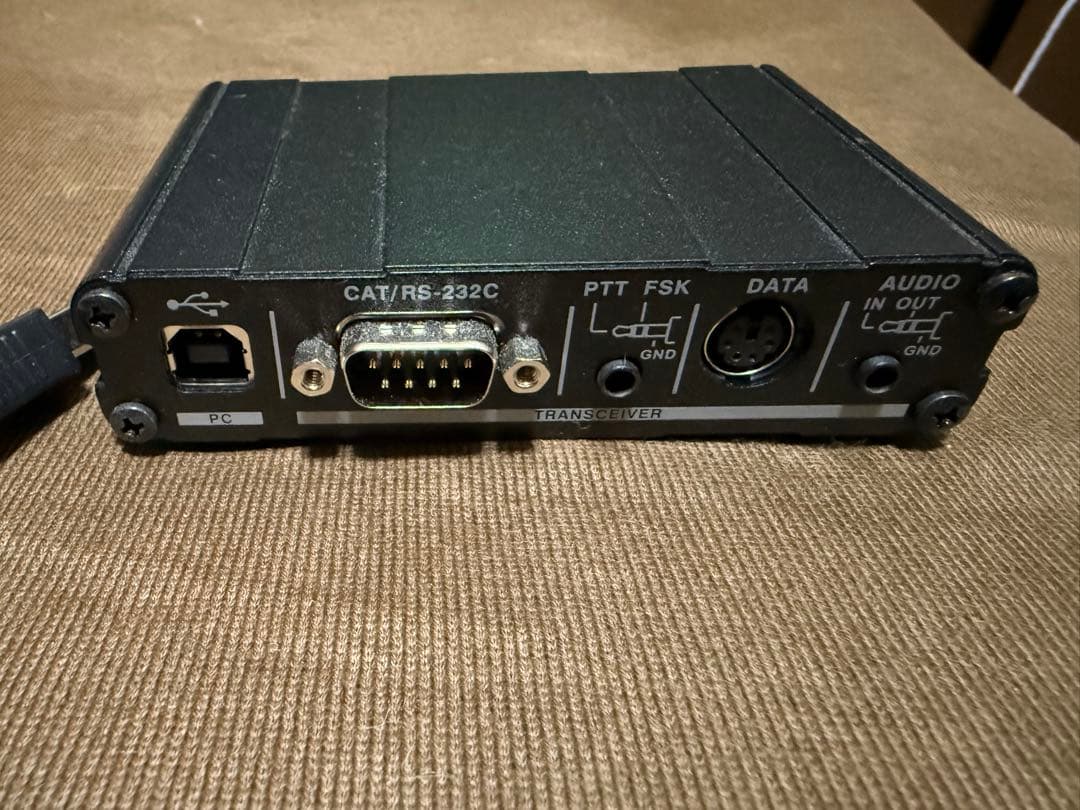 YAESU SCU-17 USBインターフェースユニット