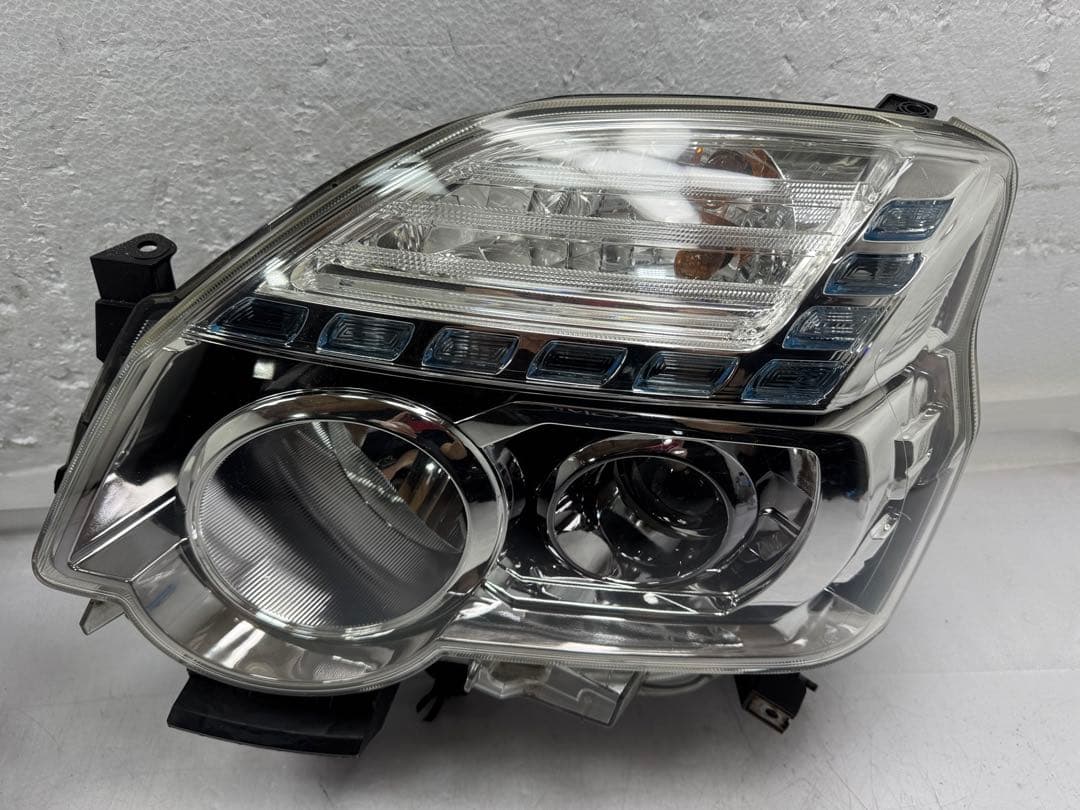 後期 HID T31 エクストレイル左右セットヘッドライト バラスト付