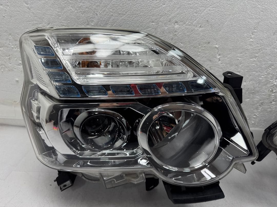 後期 HID T31 エクストレイル左右セットヘッドライト バラスト付