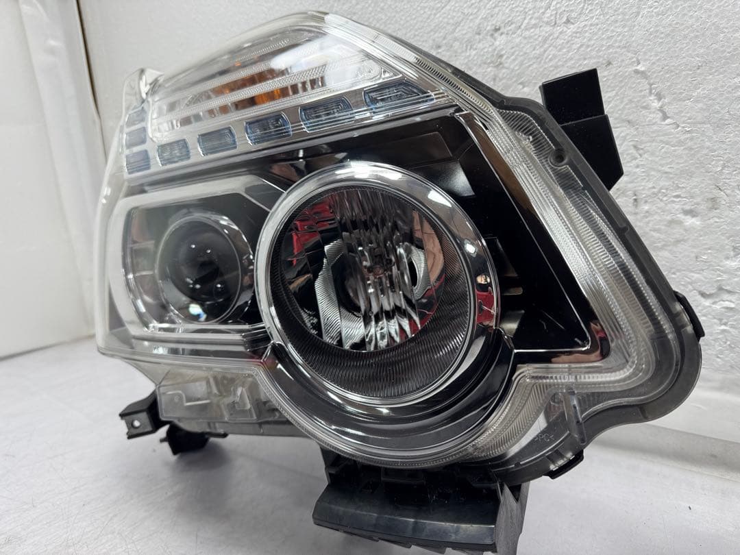 後期 HID T31 エクストレイル左右セットヘッドライト バラスト付