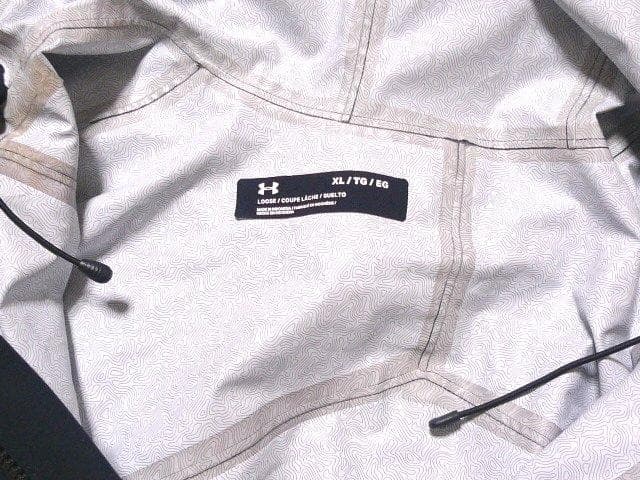 【大きい】3XL-4XL日本サイズ位アンダーアーマー美品ゴアテックス級ジャケット