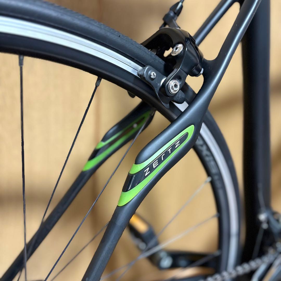 自転車本体 SPECIALIZED ROUBAIX