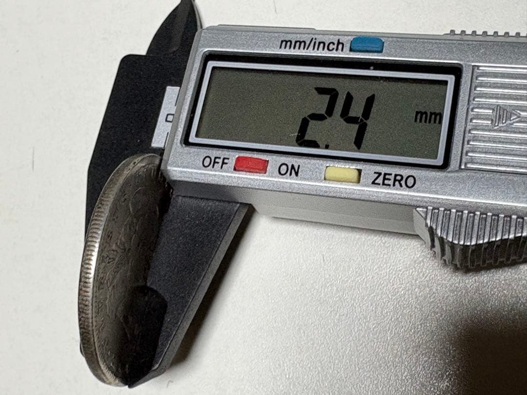 【本物保証】アメリカ　モルガンダラー　銀貨　1883年銘　加工跡有り　26.2g