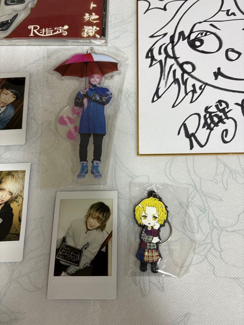 R指定 オカルト地獄　色紙　キーホルダー　チェキ　シュシュ