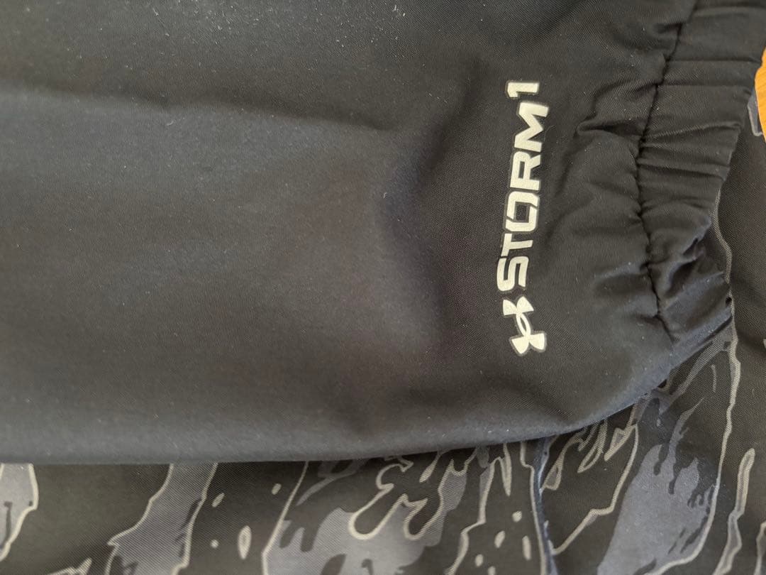 Under Armour 野球 長袖ウェア