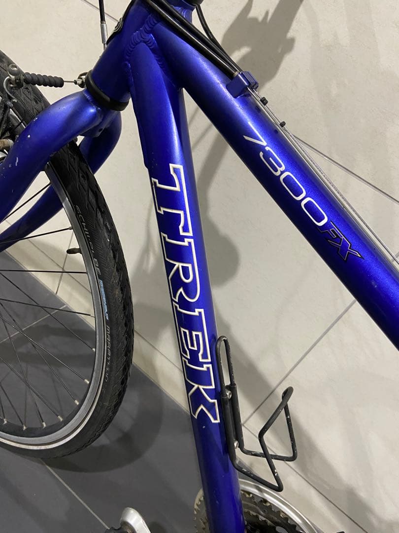 TREK FX トレック　クロスバイク スポーツバイク FX7.31247300