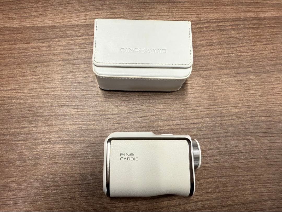 美品　FINE CADDIE J3 ゴルフ用レーザー距離計　ケース付き