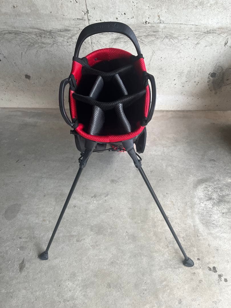 TaylorMade三脚キャディーバック