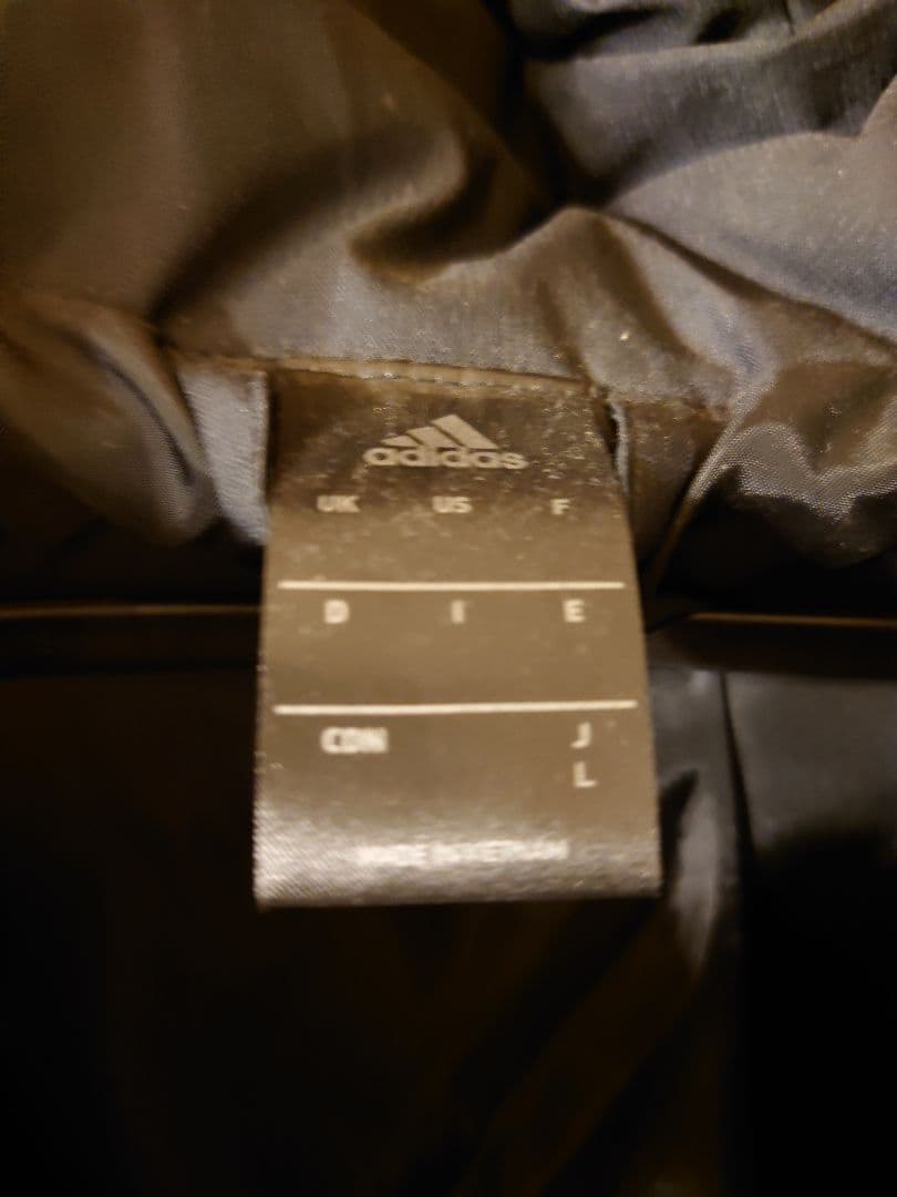 アディダス　ベンチコートメンズLサイズ