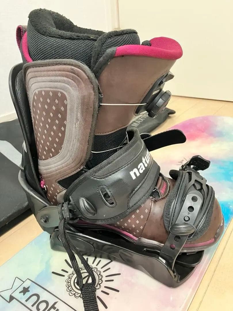 ARBN エアボーン　スノーボードとビンディングとブーツの3点セット 大阪手渡可