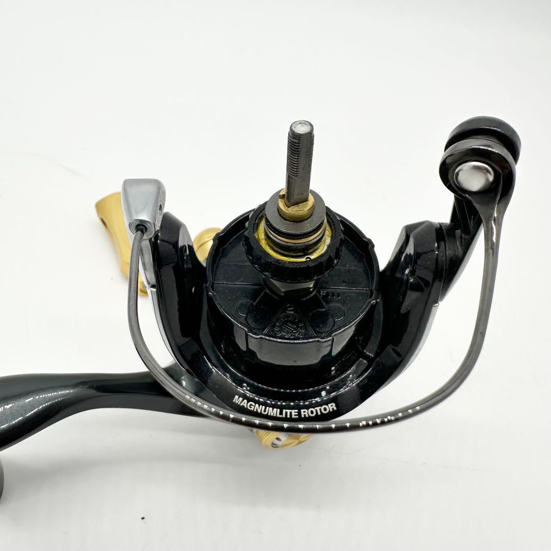 リール SHIMANO Vanquish C2000HGS LIMITEDEDITION