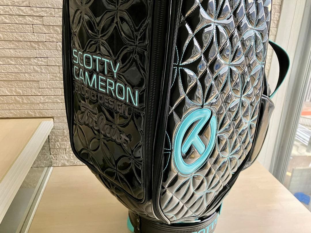 SCOTTY CAMERON キャディバッグ5 GEO LUX