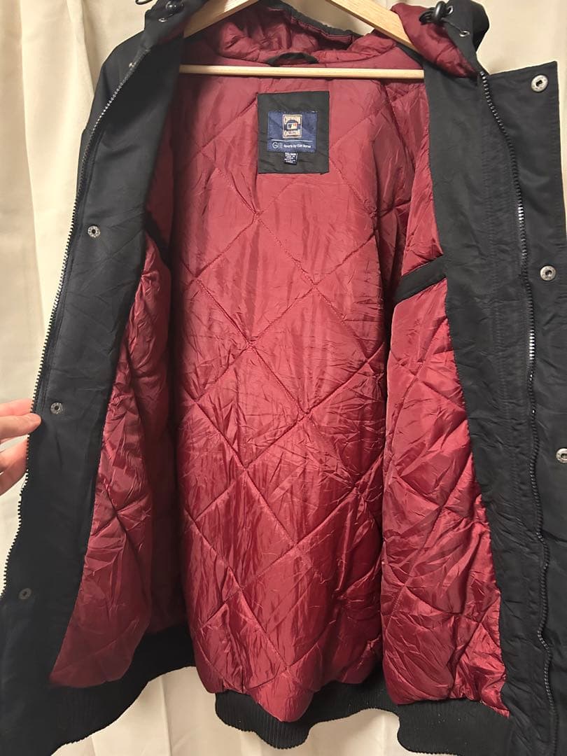 G-III SPORTS Philadelphia Philliesジャケット