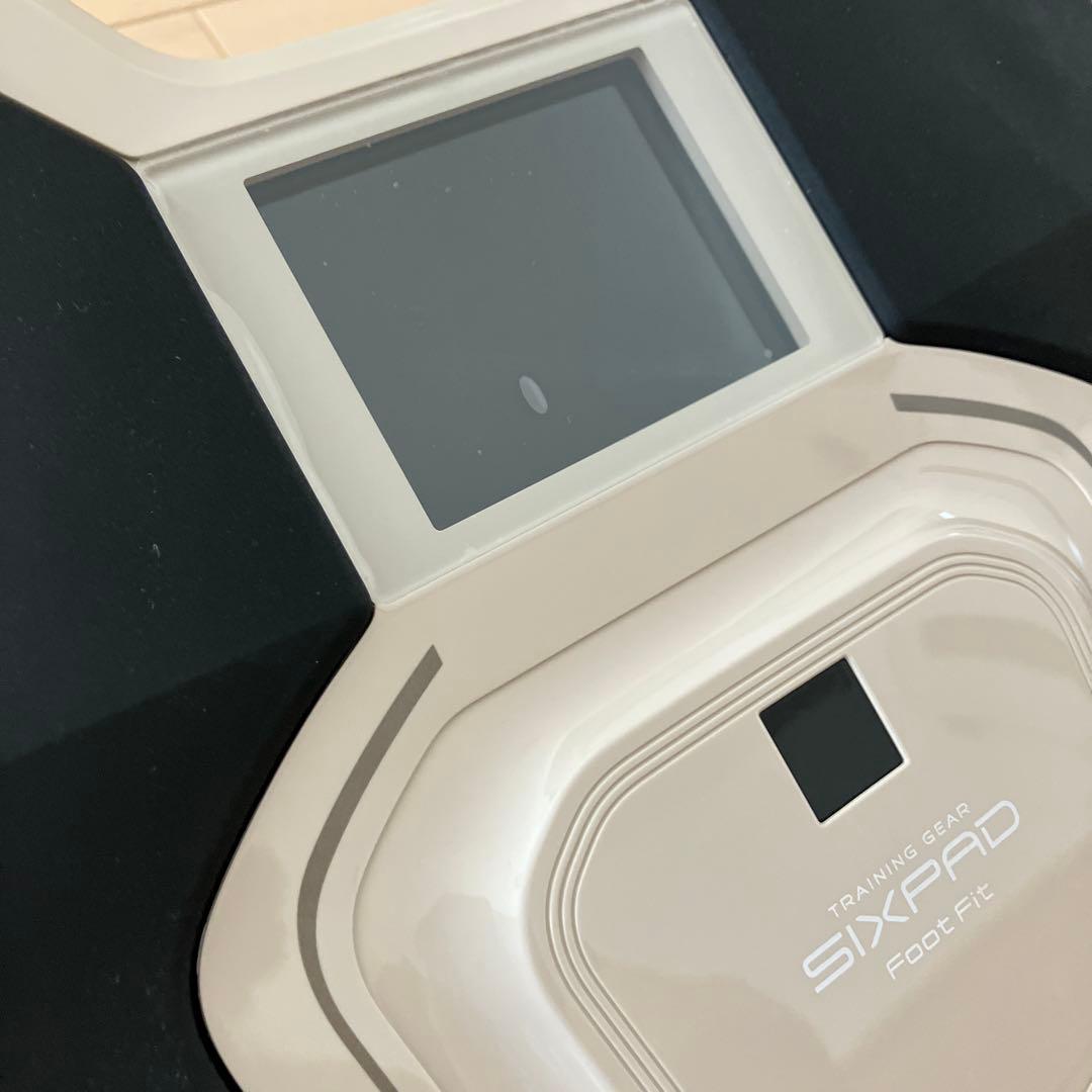 シックスパッド フットフィット2 ベージュ　美品