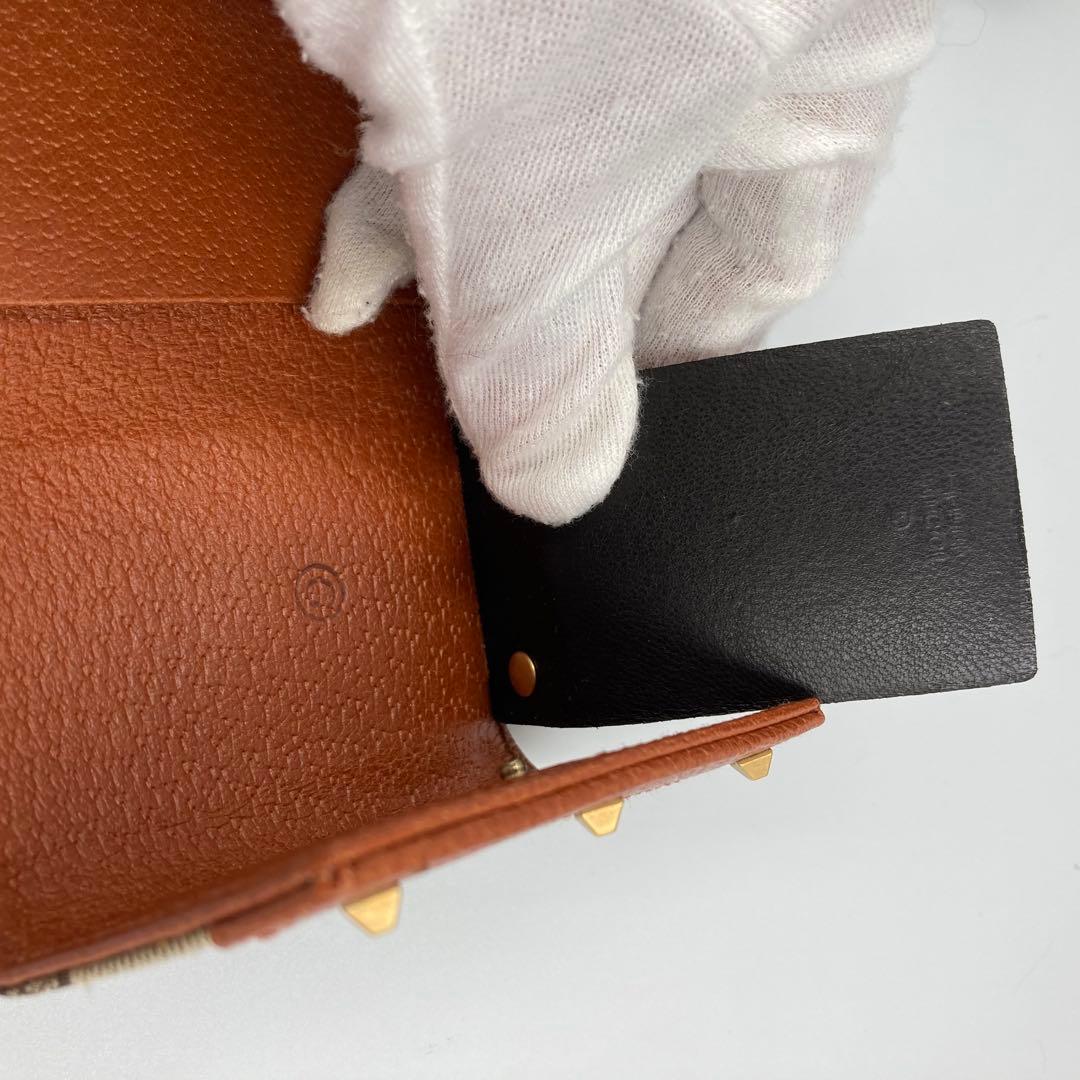 新品】グッチ キーケース 6連 GG柄 キャンバス スタッズ レザー ブラウン