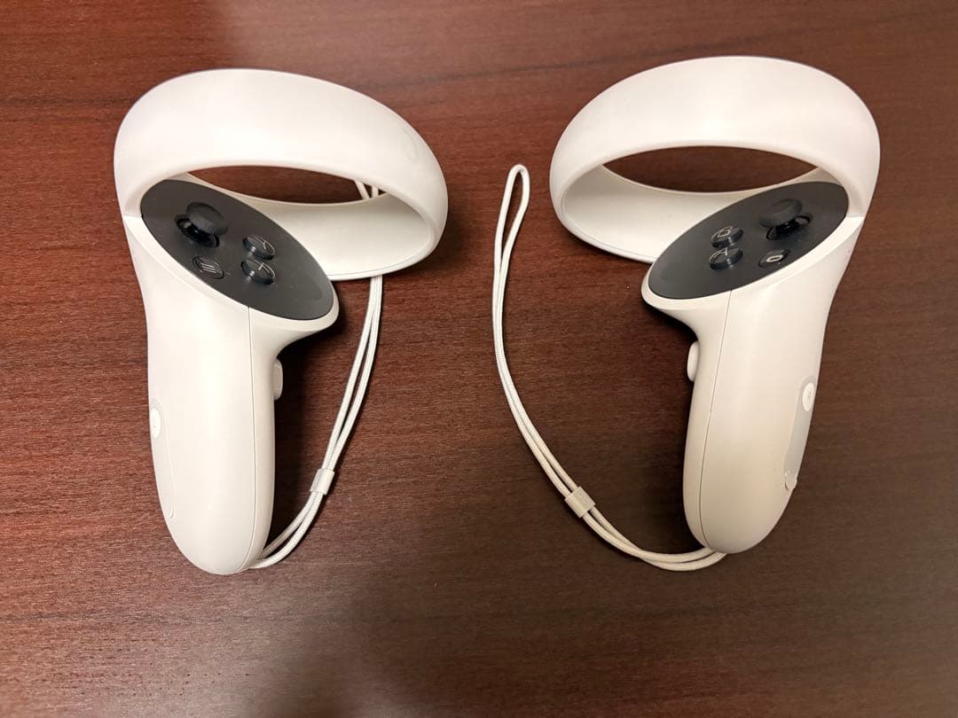  Quest 2 VRヘッドセット コントローラー　ヘッドストラップ付き