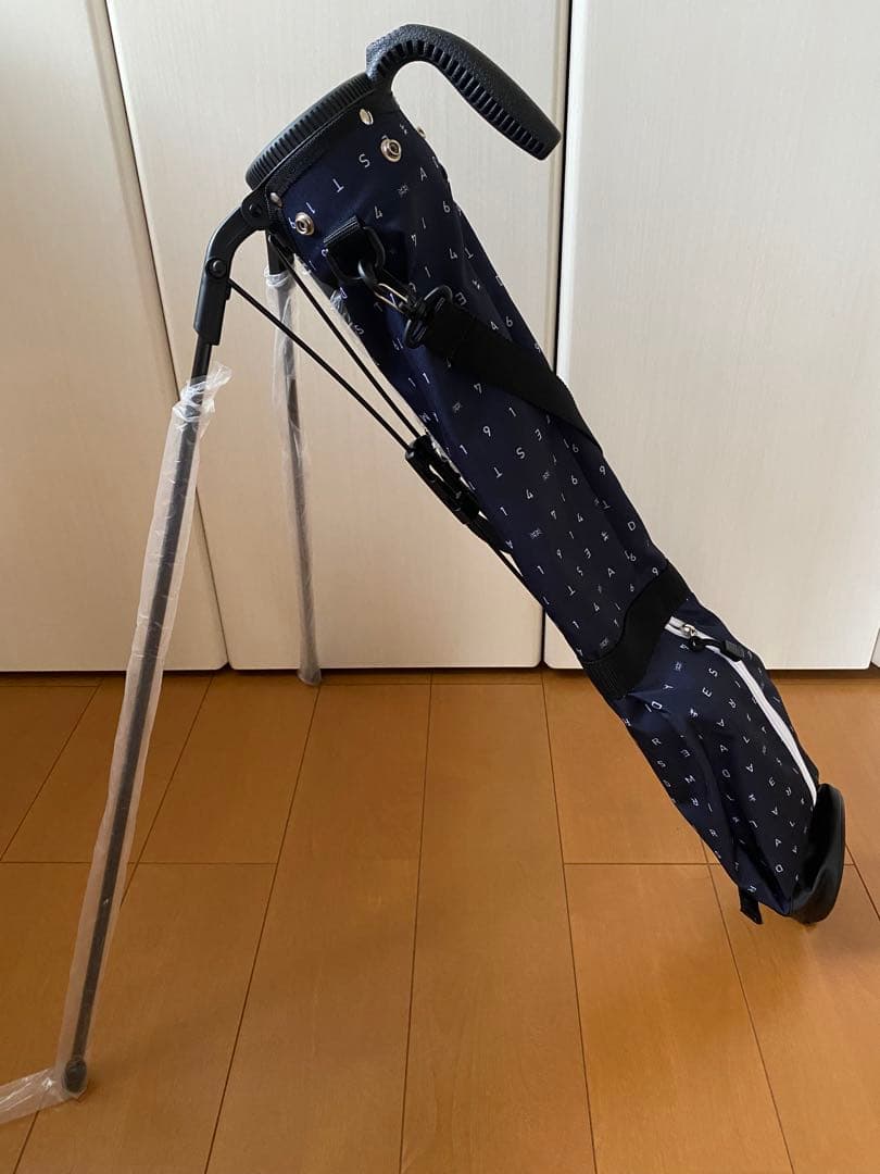 【新品未使用】Admiral ネイビー ドット柄 セルフスタンドアドミラル