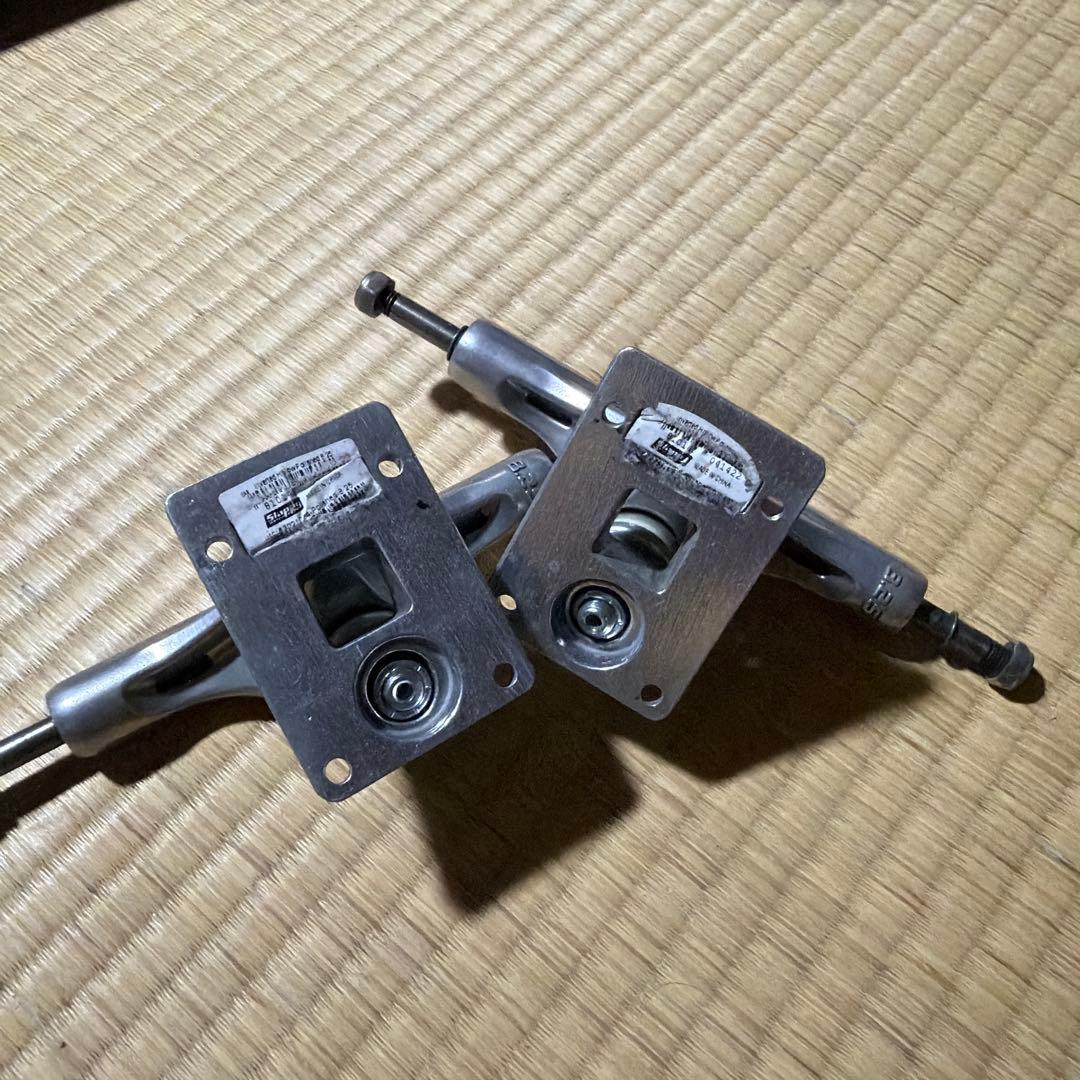 Slappy Trucks スラッピートラック8.25