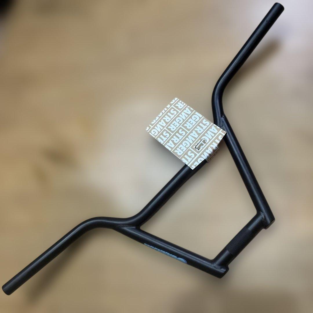 入手困難！BMXハンドルバー 「STRANGER PISTON V2」9インチ