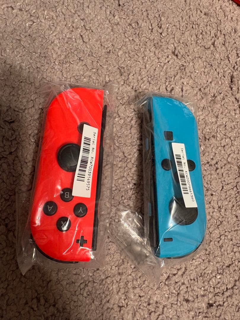 Nintendo Switch 本体 赤/青/紫/黄　付属品あり　美品