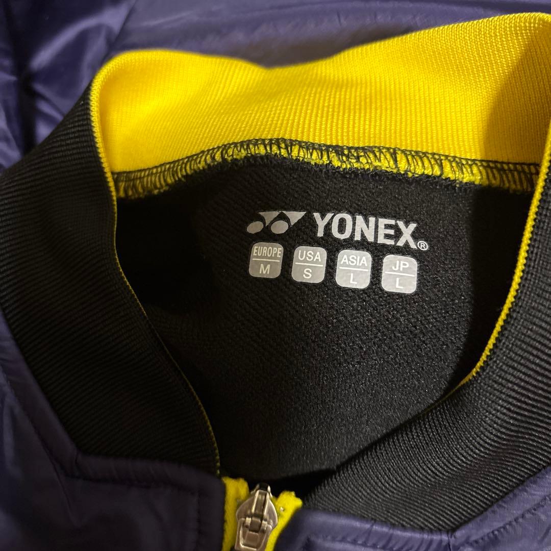 ヨネックスメンズウォームアップシャツ！Ｌ暖かく色合いが凄く良い美品のシャツです。