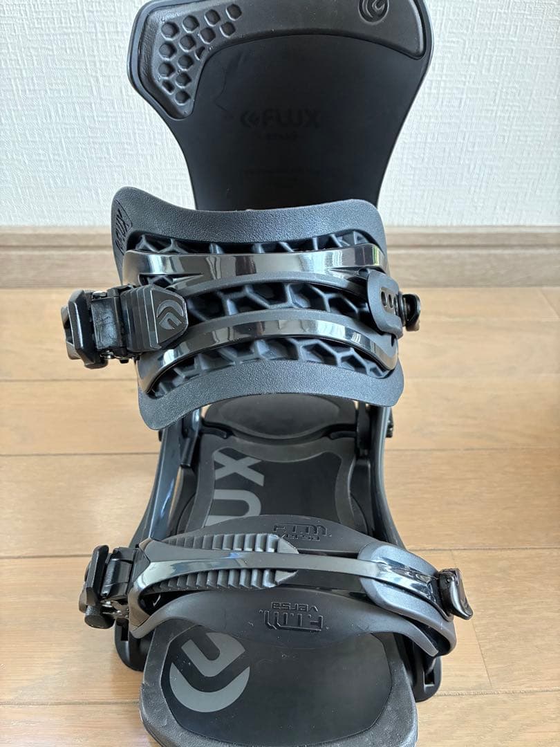 FLUX DS スノーボード ビンディング ブラック SM