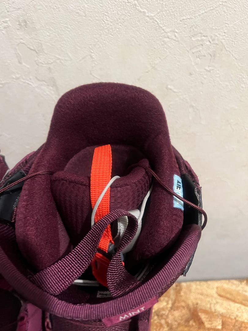 本日限定価格！美品！BURTON MINT 日本人向け設計　24.5cm