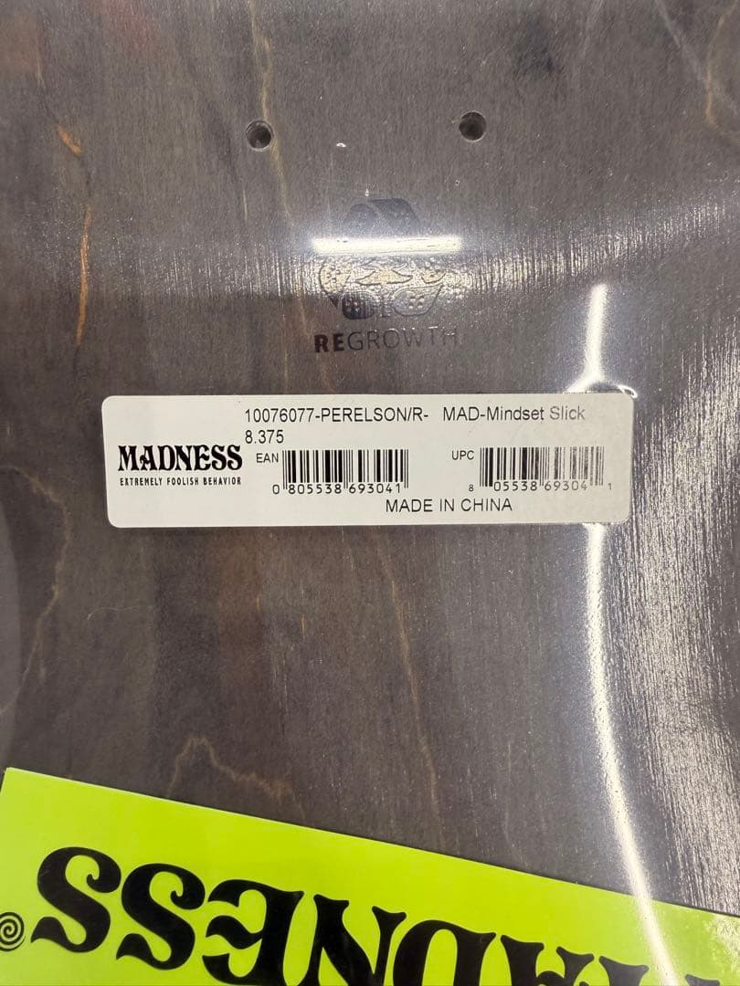 新品未使用MADNESS Alex Perelson スリックデッキ8.375