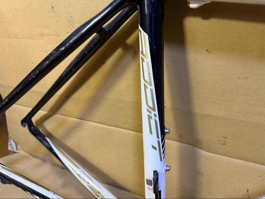 SCOTT ADDICT R3 フルカーボン　ロードバイク　フレームセット