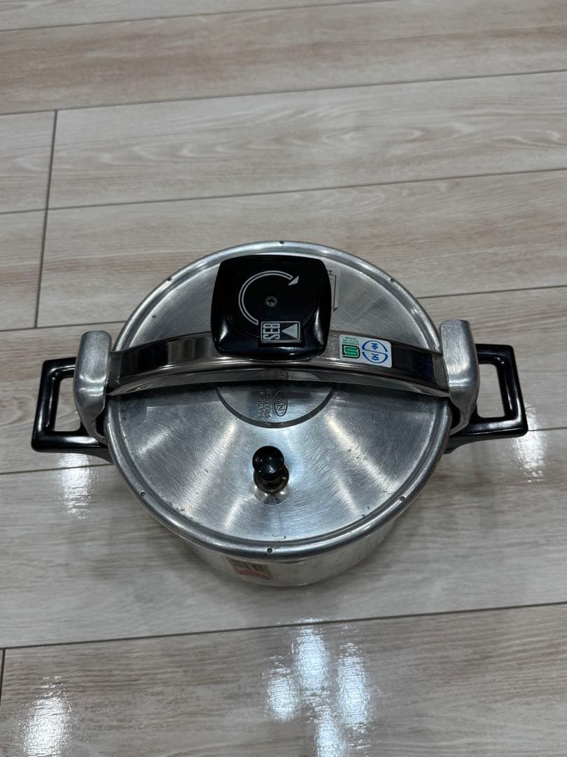 SEBセブFrance フランス 圧力鍋6L