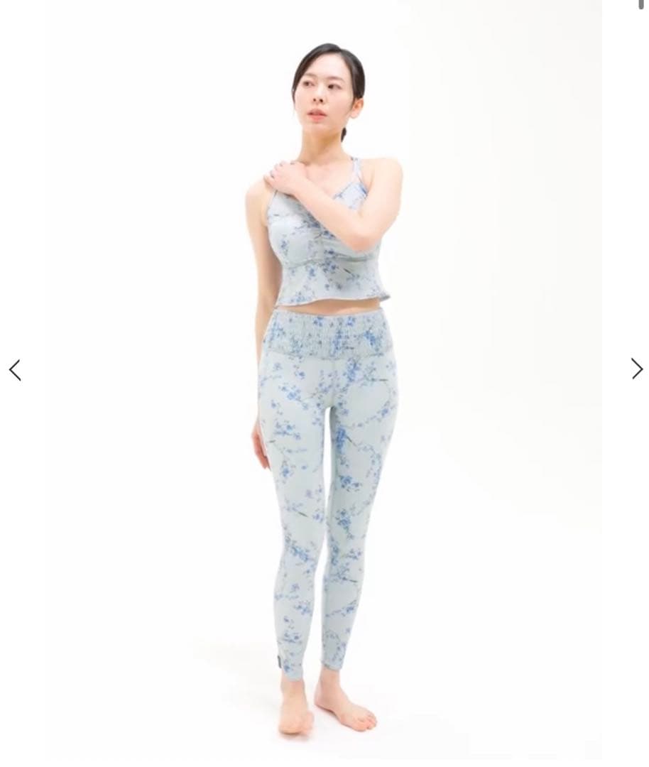 新品未使用【SUKALA】スプリングフラワーフレアブラトップ （M 忘れな草）