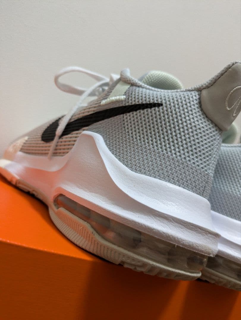 ＊ナイキ エアマックス インパクト 3 バッシュ Air Max ホワイト