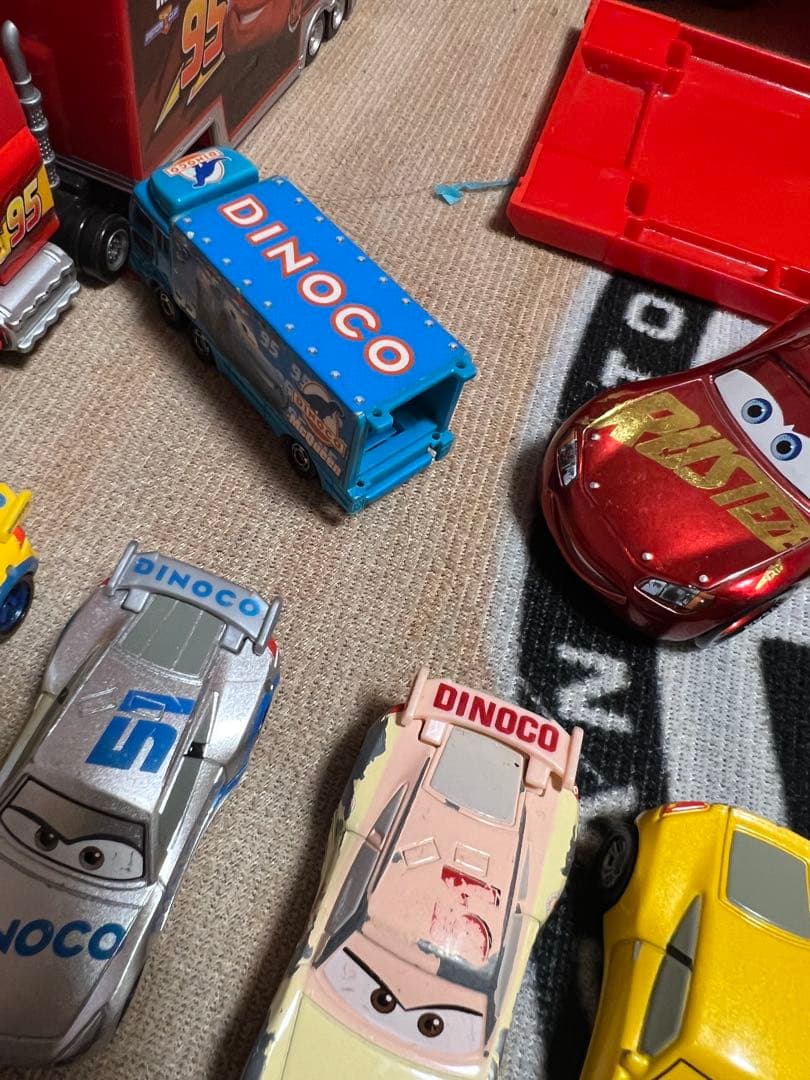 カーズ ミニカー トミカ　88台セット