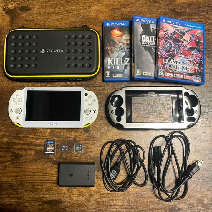 TERRY PS Vita（PCH-2000）Wi-Fiモデル 他付属品