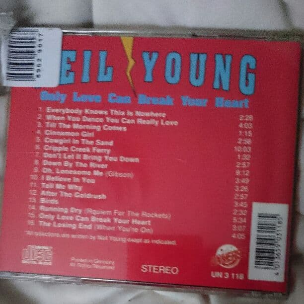 ニールヤング、CD。