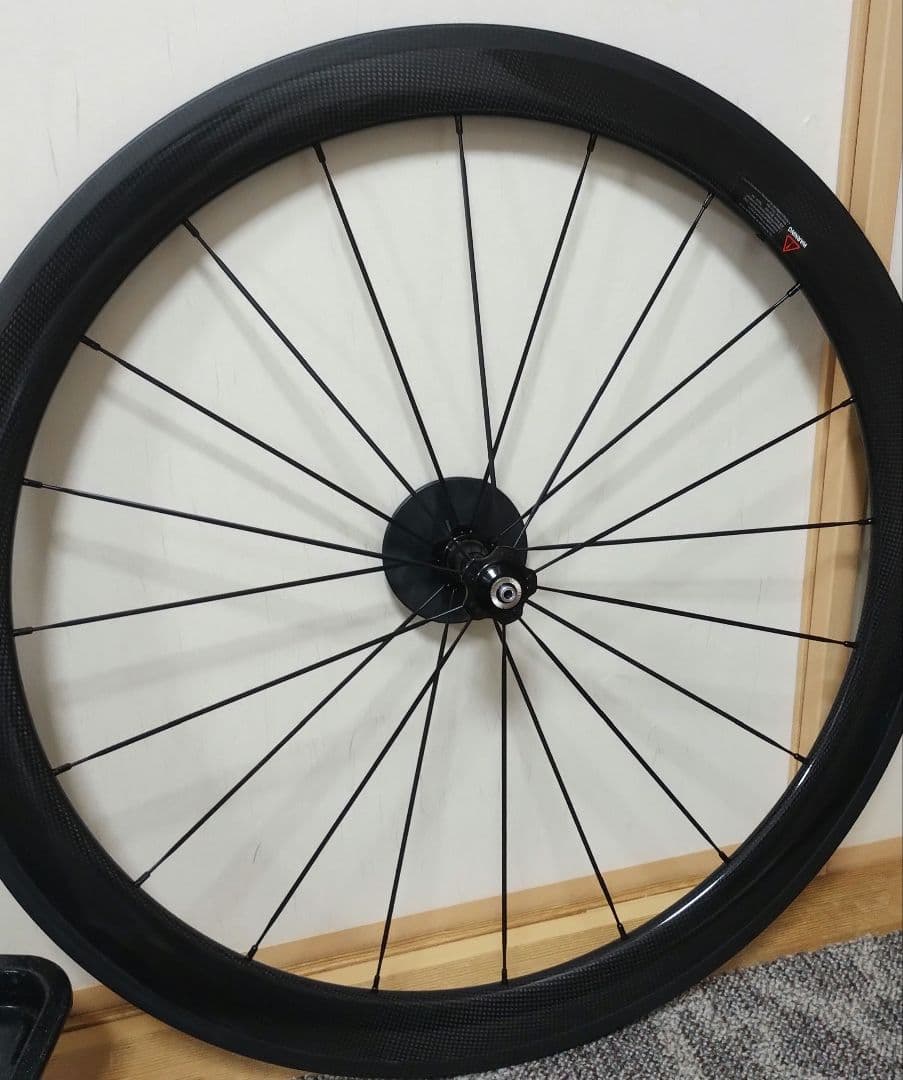 新品未使用　カーボン　チューブラー　ホイール前後リムブレーキ