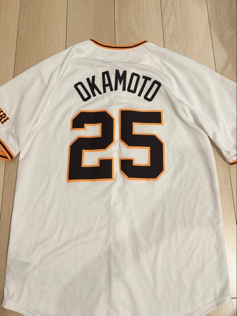 GIANTS OKAMOTO 25 ユニフォーム　Mサイズ