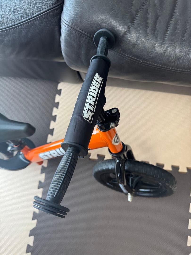 ストライダー　ロッキングストライダー