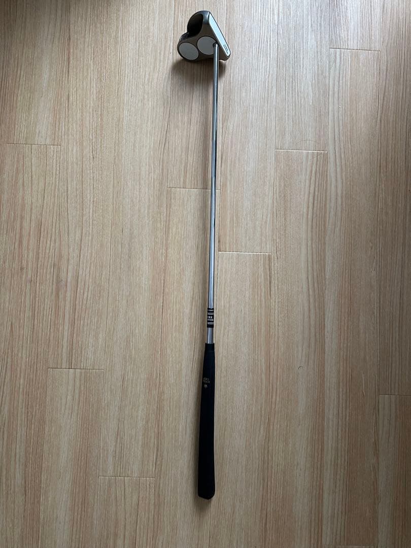 ODYSSEY WHITE HOT 2-BALL パター