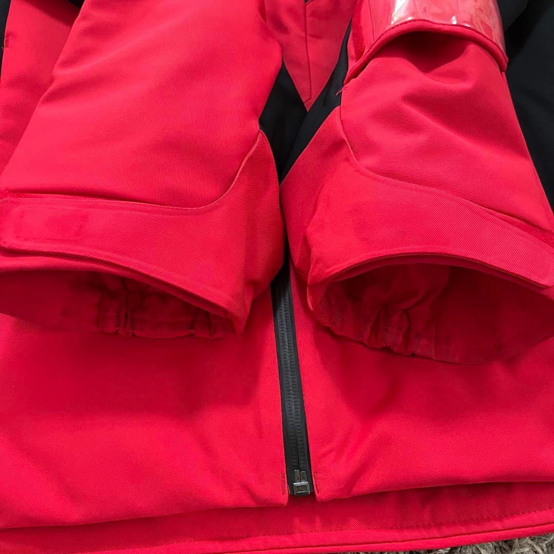 【23-24モデル！】 デサント スキーウェア 上下セット Mサイズ